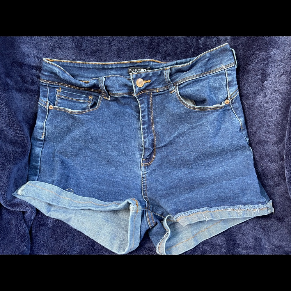 Fashion nova denim jean shorts